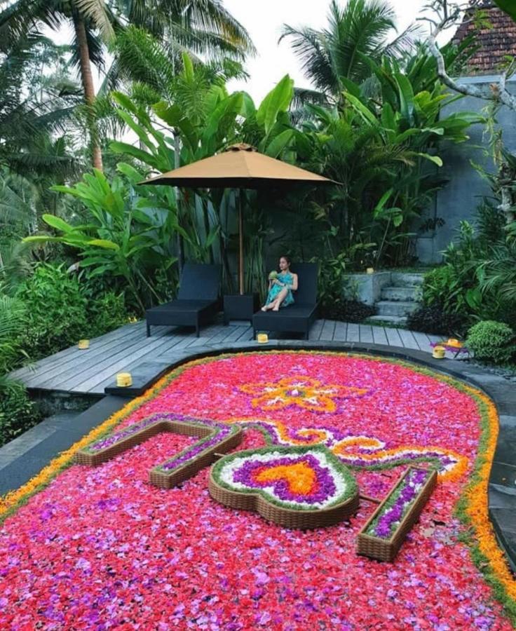 Mandana Ubud Villa ภายนอก รูปภาพ