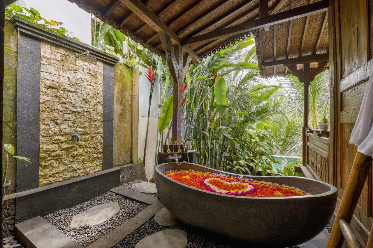 Mandana Ubud Villa ภายนอก รูปภาพ